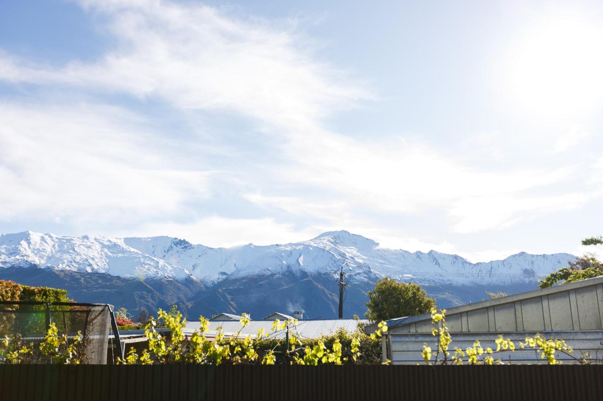 Private Guesthouse In Wanaka Exterior photo