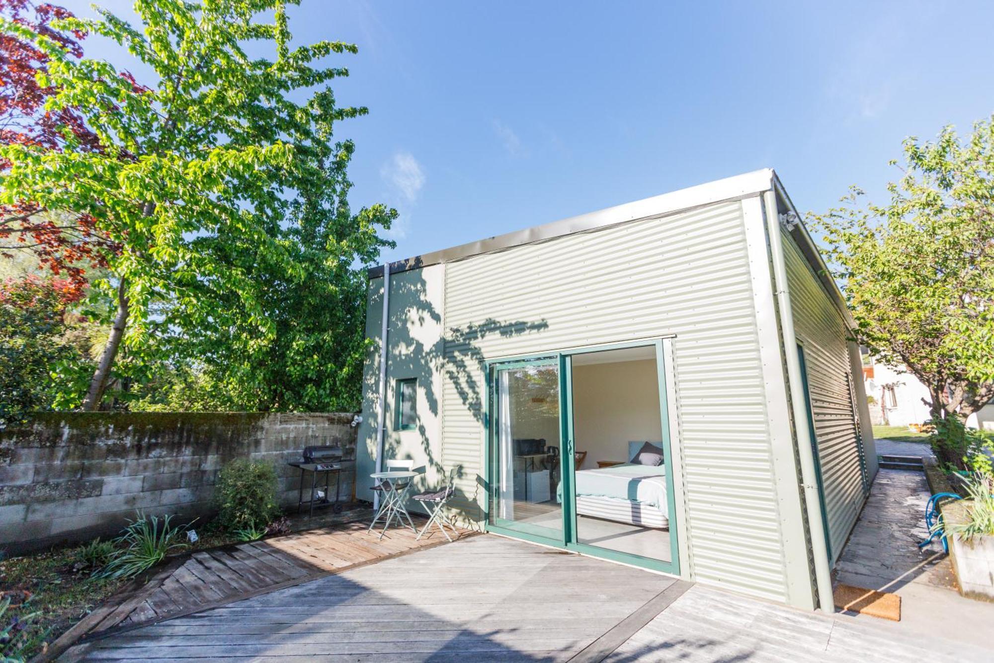 Private Guesthouse In Wanaka Exterior photo